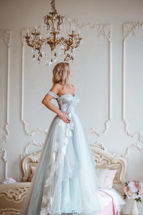 Топ-10 Секс-Фантазий, Которые Реализуют Девушки по Вызову: Уникальный Интимный Опыт